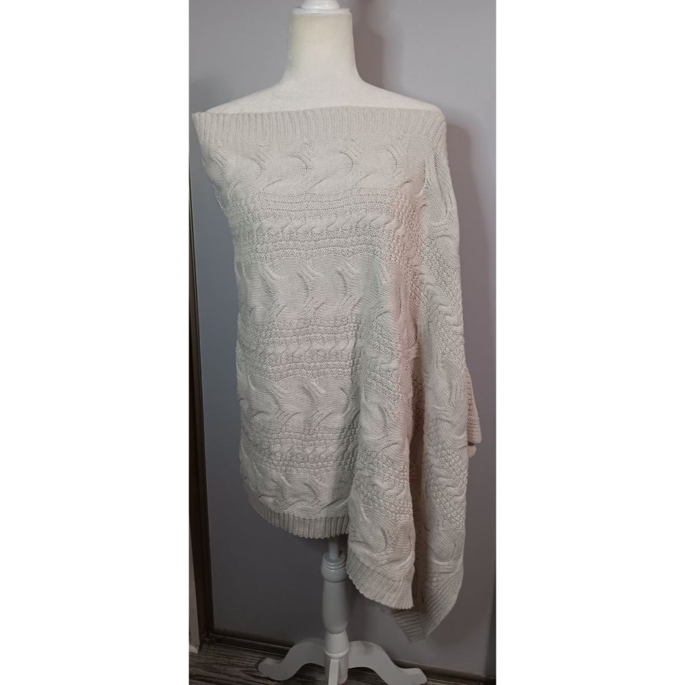 Chloe & Lex Beige One Size Chunky Cable Knit Boho Nautical Cottage Pullover Ponc